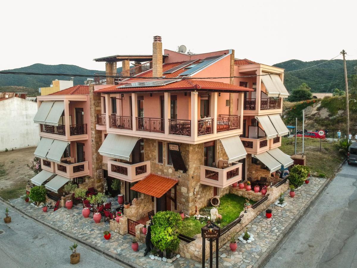 Xenonas Apollon Aparthotel Сарти Екстериор снимка