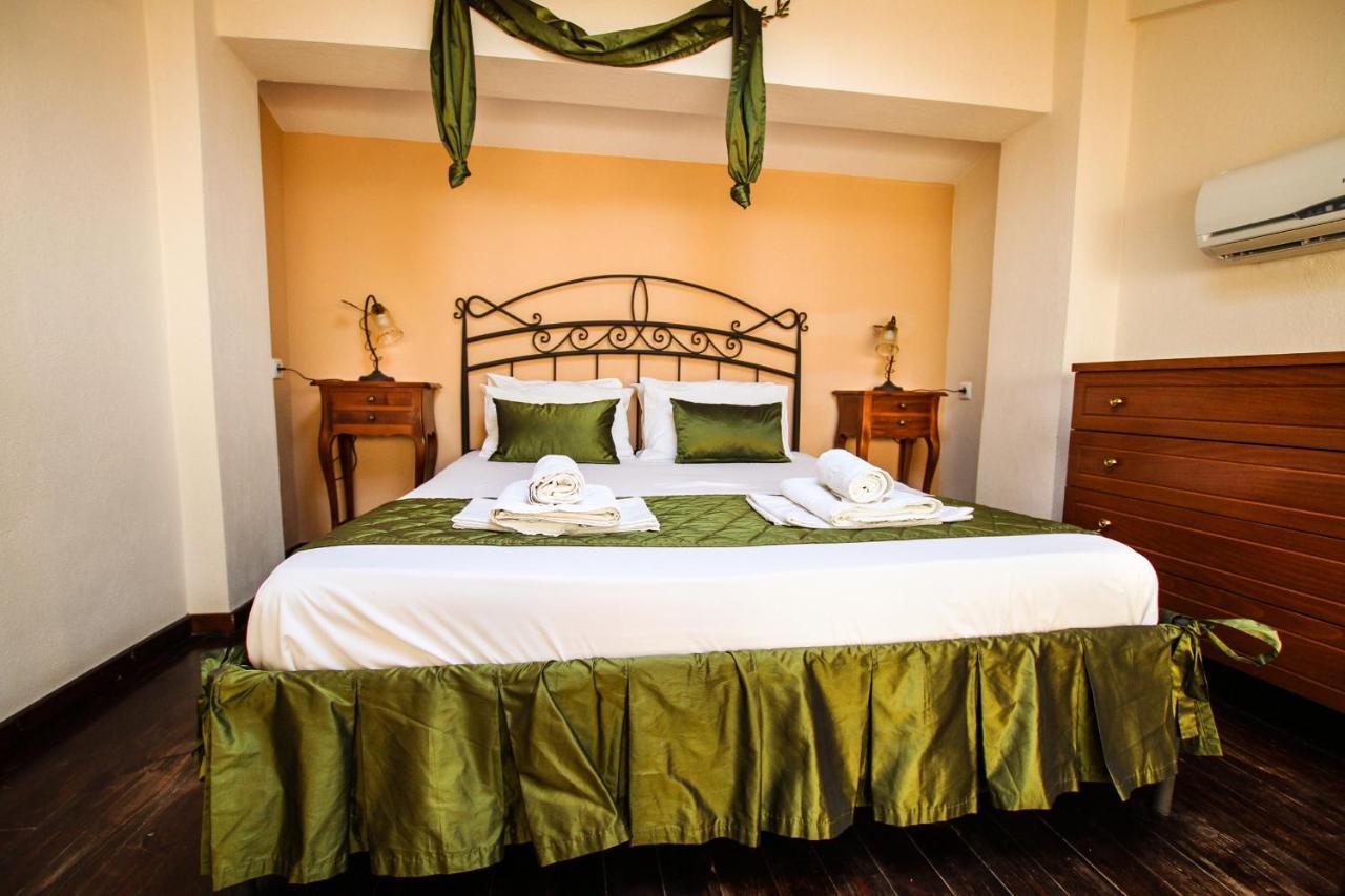 Xenonas Apollon Aparthotel Сарти Екстериор снимка