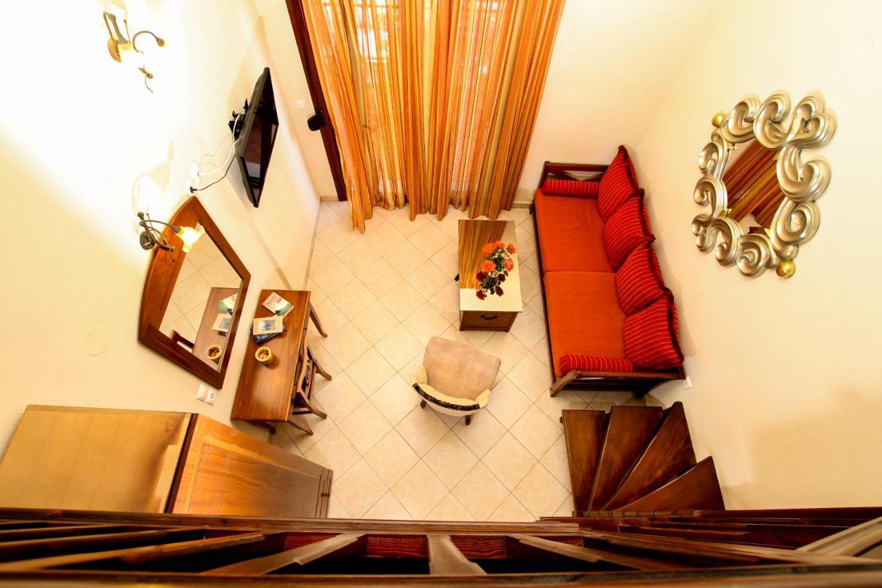Xenonas Apollon Aparthotel Сарти Екстериор снимка