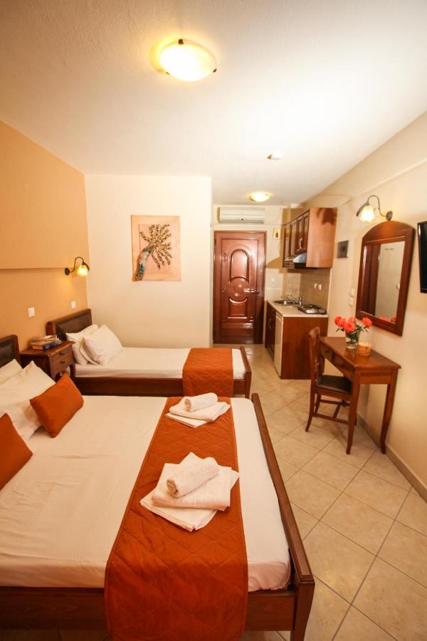 Xenonas Apollon Aparthotel Сарти Екстериор снимка