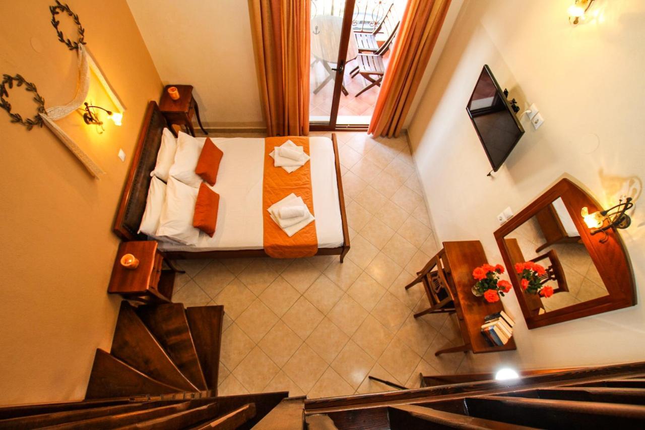 Xenonas Apollon Aparthotel Сарти Екстериор снимка