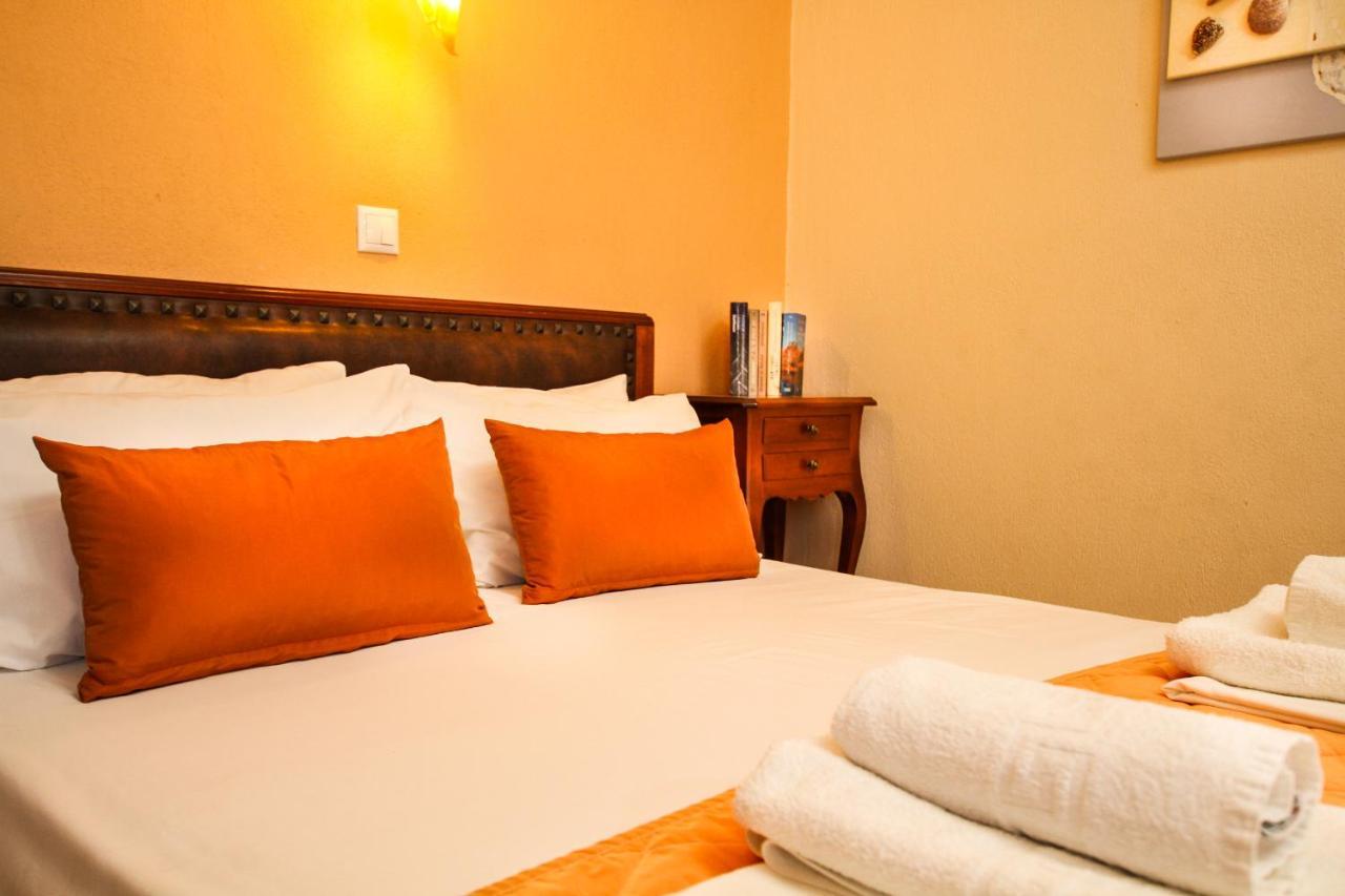 Xenonas Apollon Aparthotel Сарти Екстериор снимка