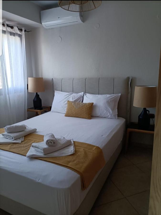 Xenonas Apollon Aparthotel Сарти Екстериор снимка